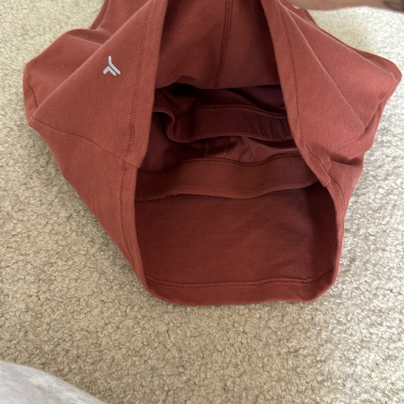 Old Navy Active Tank Top - Picture 3 of 4